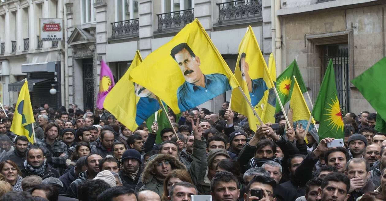 Οι ΗΠΑ ετοιμάζονται να «βουλιάξουν» την Τουρκία με χρήση του θανάτου (;) Οτσαλάν: Πυροκροτητής ραγδαίων εξελίξεων για Κουρδικό και Ανθρώπινα Δικαιώματα!